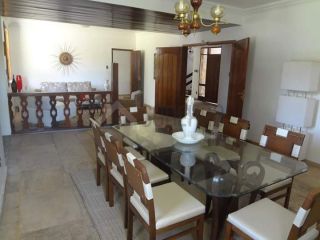 Mansão com 6 quartos na Coroa do Meio