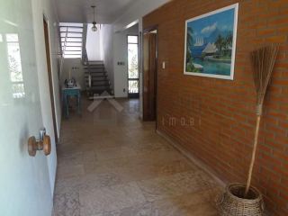 Mansão com 6 quartos na Coroa do Meio