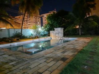 Mansão com 6 quartos na Coroa do Meio