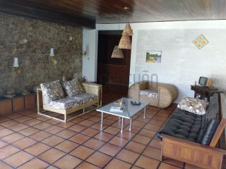 Mansão com 6 quartos na Coroa do Meio