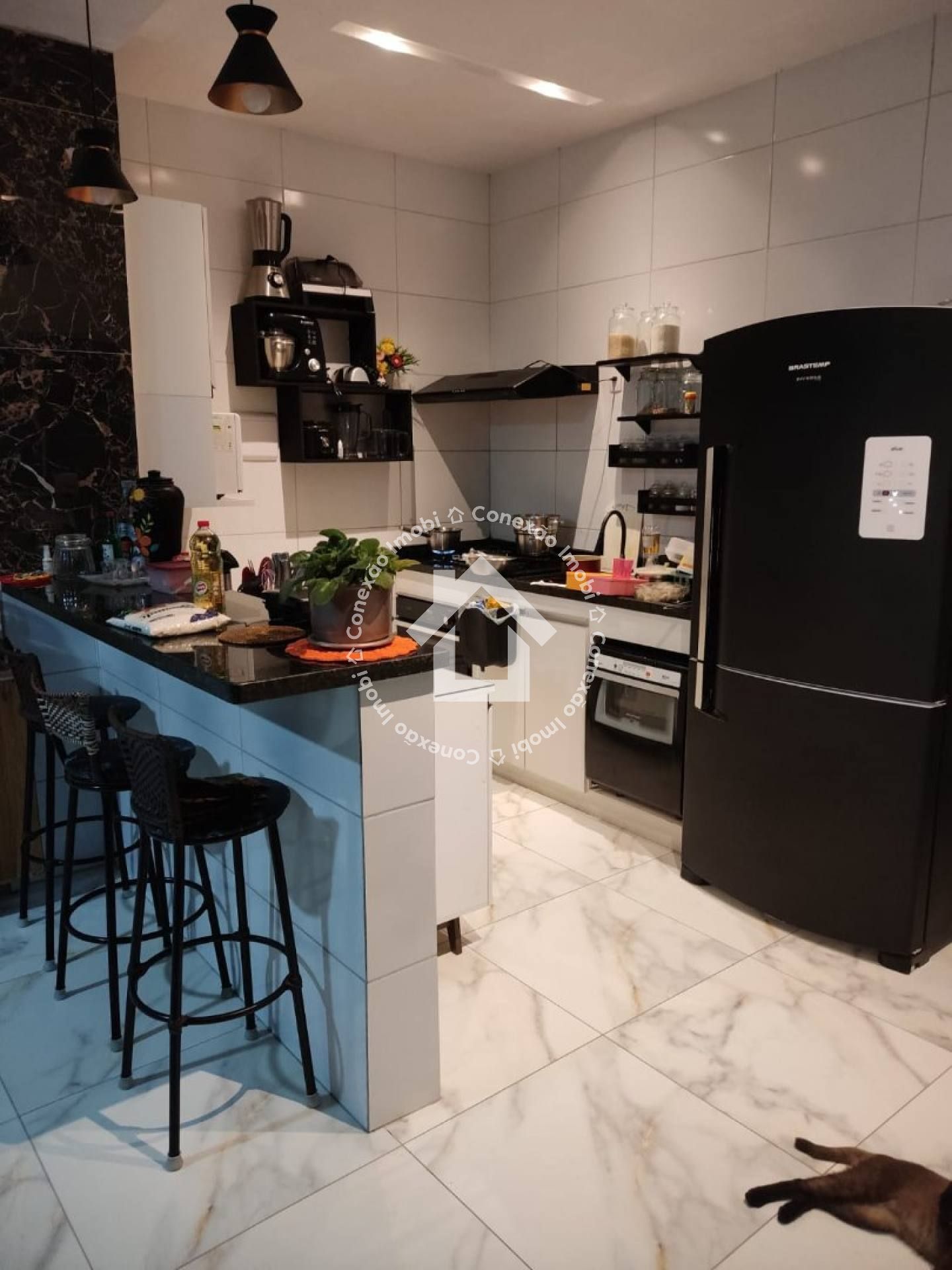 Vende-se casa no Albano Franco com 2 quartos