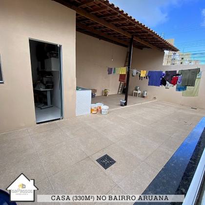 BELISSIMA Casa AMPLA com 330M² no Bairro Aruana