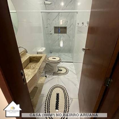 BELISSIMA Casa AMPLA com 330M² no Bairro Aruana