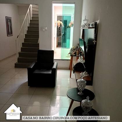 VENDO Casa Ampla (162M²) e com Poço Artesiano no Bairro Cirurgia - Aracaju