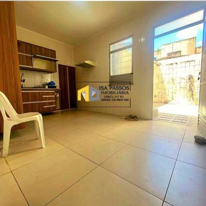 EXCELENTE Casa REFORMADA no Bairro Siqueira Campos, Ampla e Arejada! Aconchegante, no porcelanato e áreas molhadas revestidas