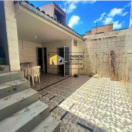 EXCELENTE Casa REFORMADA no Bairro Siqueira Campos, Ampla e Arejada! Aconchegante, no porcelanato e áreas molhadas revestidas