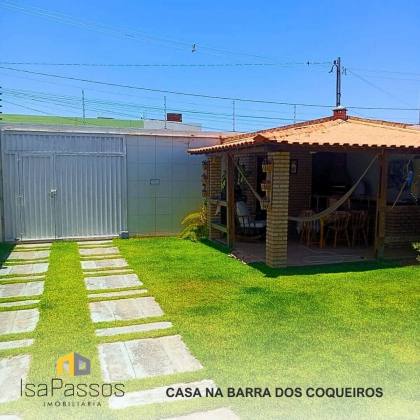 VENDO EXCELENTE Casa (C/ ÀREA DE LAZER P/ TODA FAMILIA) na BARRA DOS COQUEIROS (Área construída 176 m2 Área total 300 m2)