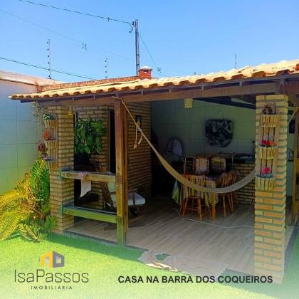 VENDO EXCELENTE Casa (C/ ÀREA DE LAZER P/ TODA FAMILIA) na BARRA DOS COQUEIROS (Área construída 176 m2 Área total 300 m2)