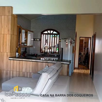 VENDO EXCELENTE Casa (C/ ÀREA DE LAZER P/ TODA FAMILIA) na BARRA DOS COQUEIROS (Área construída 176 m2 Área total 300 m2)