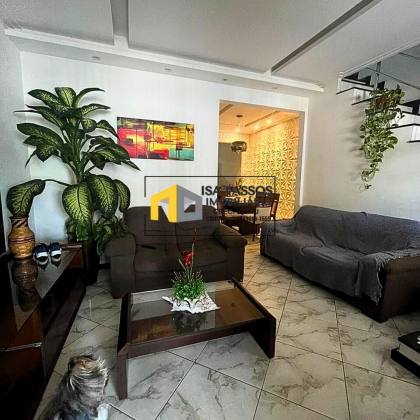 BELÍSSMA Casa Ampla com 280M² e 3 Pavimentos no Bairro VENEZA
