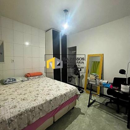 BELÍSSMA Casa Ampla com 280M² e 3 Pavimentos no Bairro VENEZA