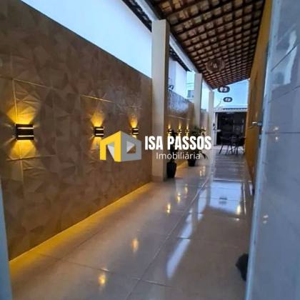 Casa de Alto Padrão no Condomínio Summerville Residence – Bairro Aruana