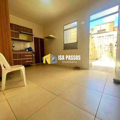 EXCELENTE! Casa REFORMADA com 175M² no Bairro Siqueira Campos, Ampla e Arejada! Aconchegante, no porcelanato e áreas molhadas revestidas.