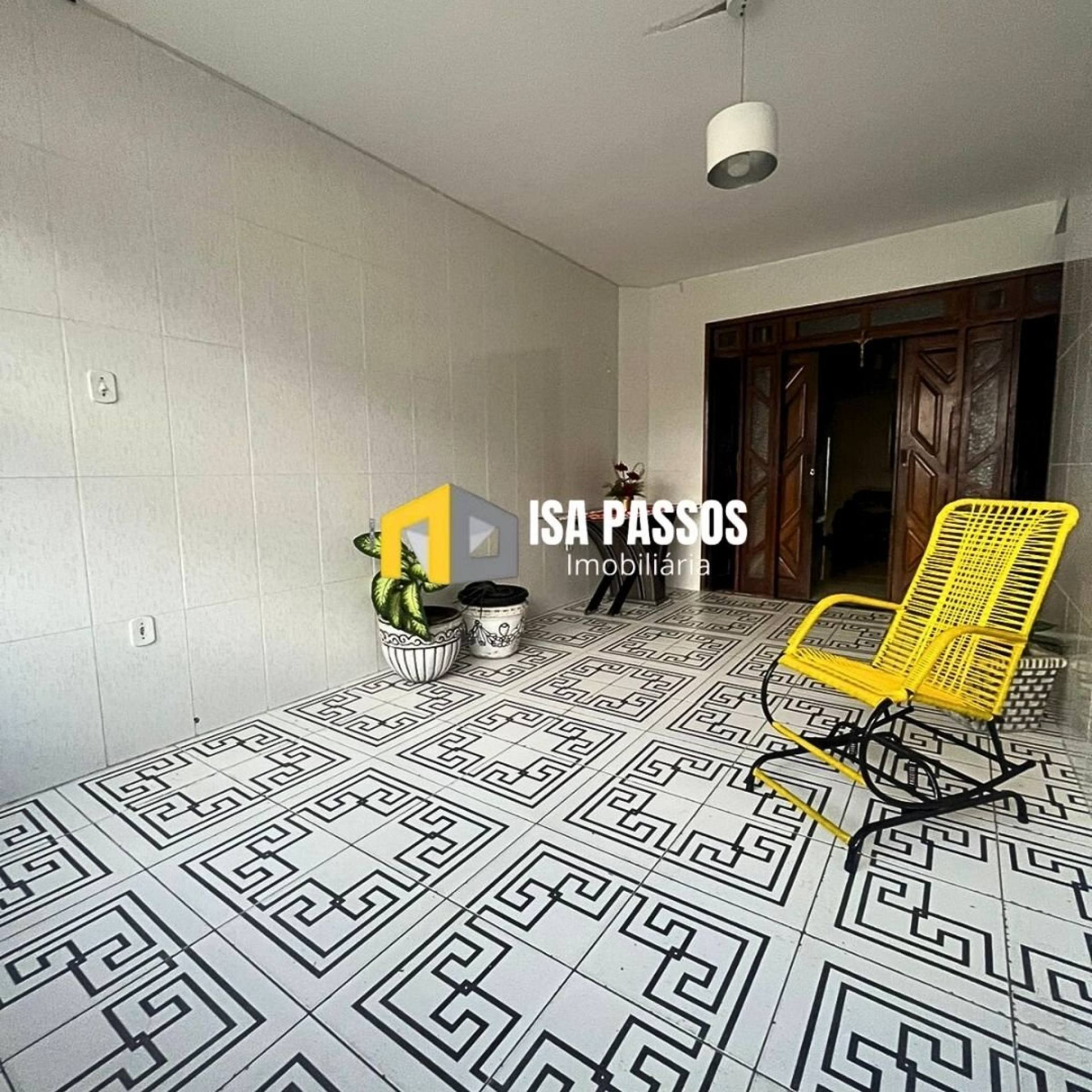 Casa com 2 pavimentos independentes, cômodos amplos e espaçosos no Bairro Siqueira Campos