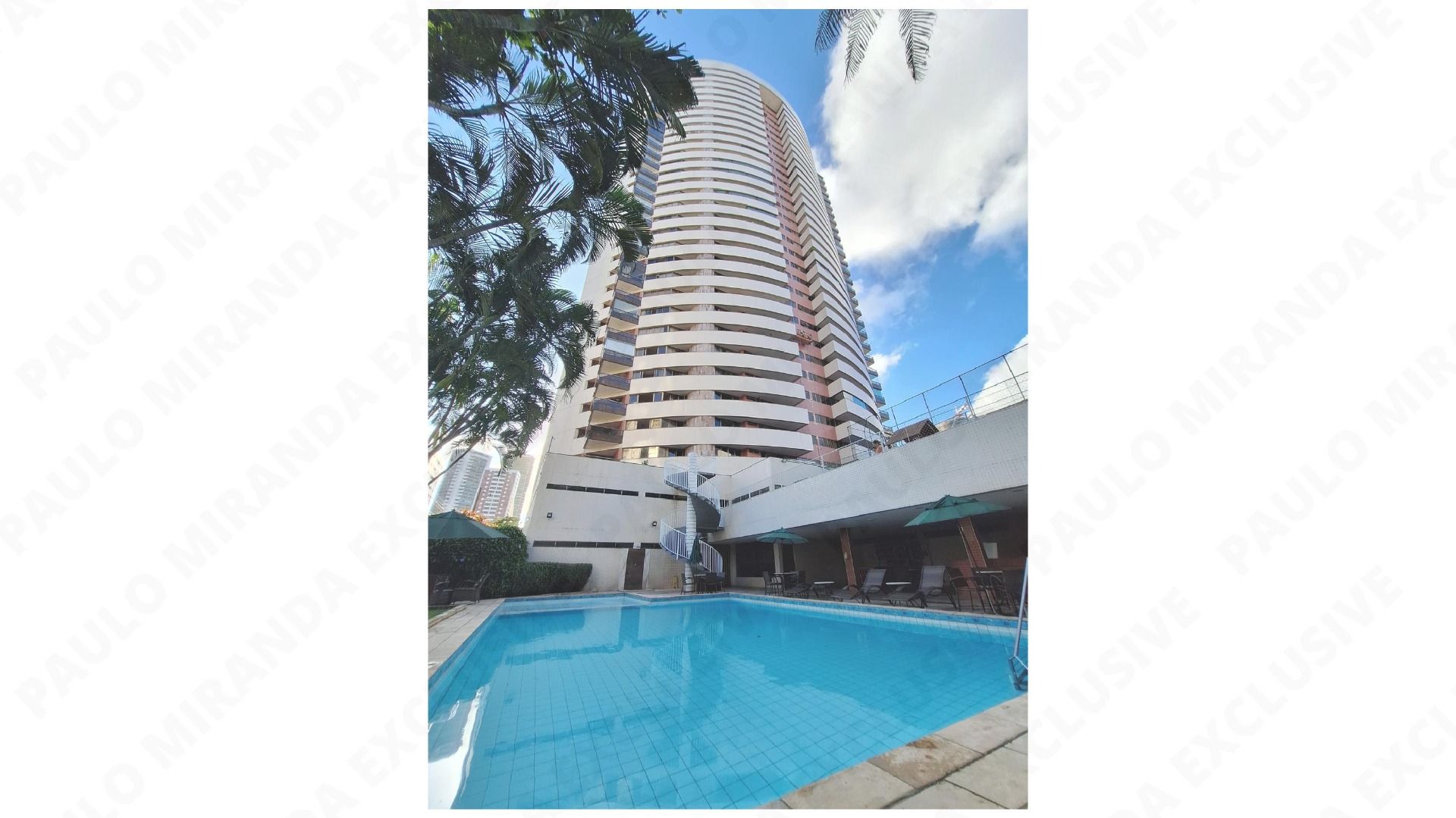 Edf. Folha de Acanthus