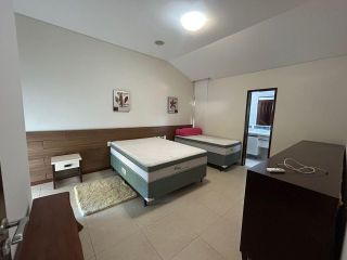 Casa no Cond. Res. Muro Alto