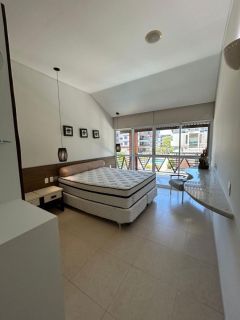 Casa no Cond. Res. Muro Alto