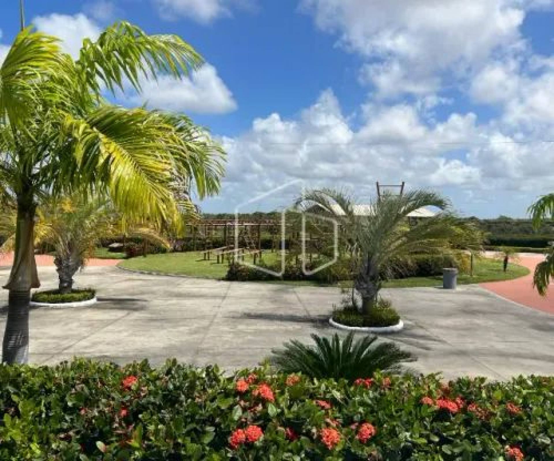 Lote - Condomínio Fazenda Real I