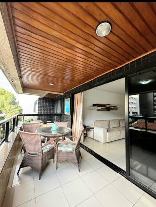 Apartamento no Edifício Saint Exupery, Ponta Verde, Maceió/AL