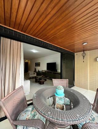 Apartamento no Edifício Saint Exupery, Ponta Verde, Maceió/AL