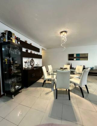 Apartamento no Edifício Saint Exupery, Ponta Verde, Maceió/AL