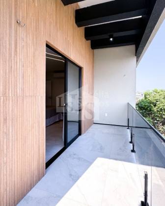 Casa Tríplex à Venda no Terras Alphaville Teresina- Teresina - PI