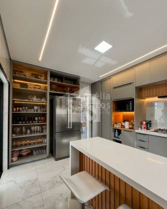 Casa Tríplex à Venda no Terras Alphaville Teresina- Teresina - PI