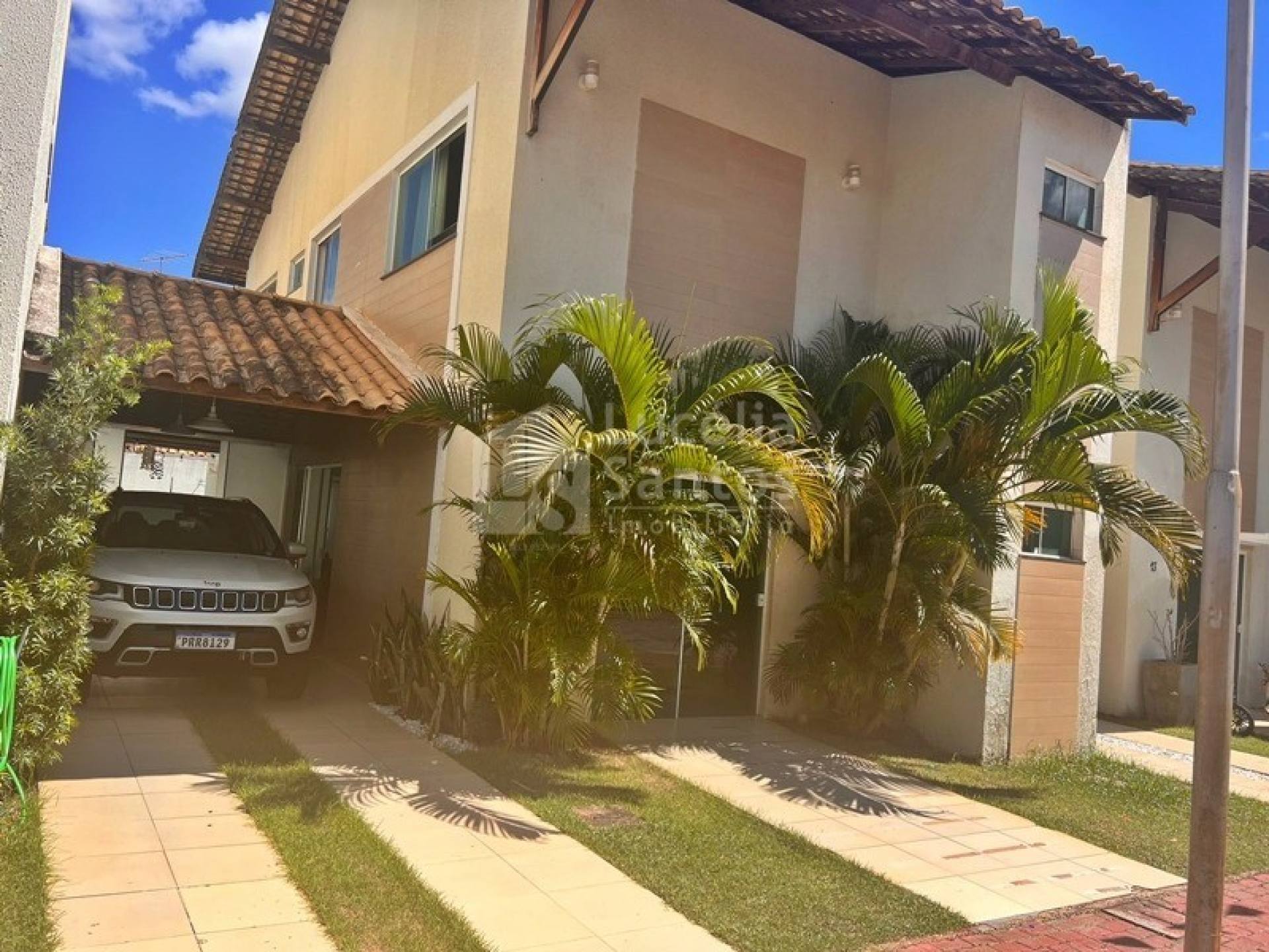 Casa duplex à Venda no Condomínio Pasadena Residence