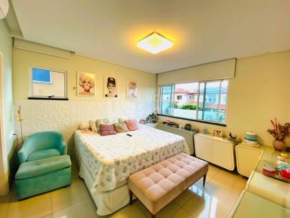 Casa duplex  à Venda no Condomínio Jardim Montevidéu