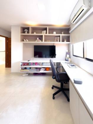 Casa Duplex à Venda no Condomínio Petrópolis Residence