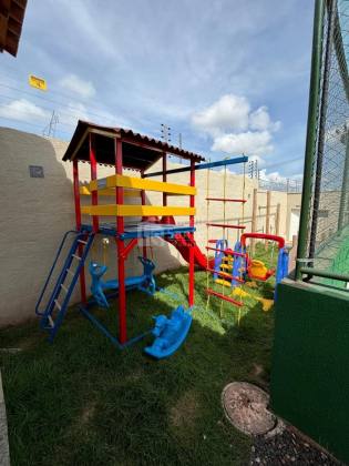 Casa Duplex à Venda no Condomínio Reserva do Leste 3