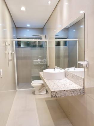 CASA À VENDA NA ZONA LESTE