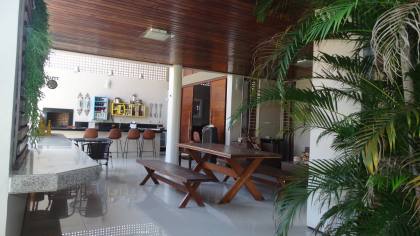 CASA DUPLEX À VENDA NO BAIRRO NOIVOS