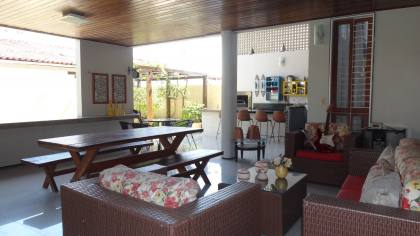 CASA DUPLEX À VENDA NO BAIRRO NOIVOS