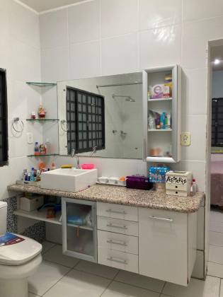 Casa Para Venda no bairro Acarape - Teresina - PI.