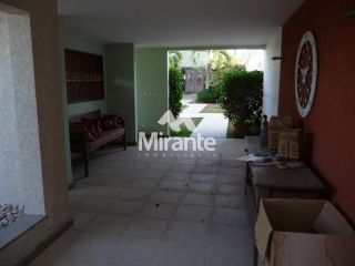 Casa Para Vender com 5 quartos sendo 5 suítes no bairro Santa Mônica em Feira De Santana