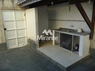 Casa Para Vender com 5 quartos sendo 5 suítes no bairro Santa Mônica em Feira De Santana