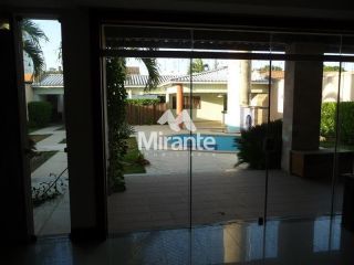 Casa Para Vender com 5 quartos sendo 5 suítes no bairro Santa Mônica em Feira De Santana