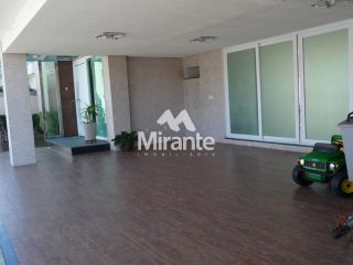 Casa Para Vender com 5 quartos sendo 5 suítes no bairro Papagaio em Feira De Santana