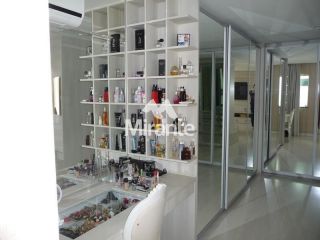 Casa Para Vender com 5 quartos sendo 5 suítes no bairro Papagaio em Feira De Santana