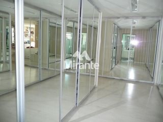 Casa Para Vender com 5 quartos sendo 5 suítes no bairro Papagaio em Feira De Santana