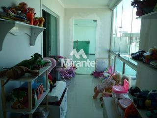 Casa Para Vender com 5 quartos sendo 5 suítes no bairro Papagaio em Feira De Santana