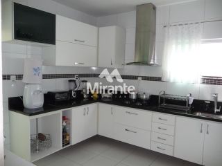 Casa Para Vender com 5 quartos sendo 5 suítes no bairro Papagaio em Feira De Santana