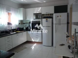 Casa Para Vender com 5 quartos sendo 5 suítes no bairro Papagaio em Feira De Santana