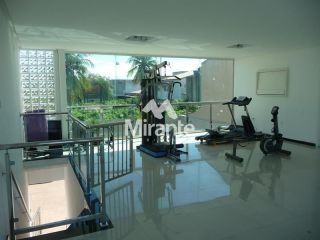 Casa Para Vender com 5 quartos sendo 5 suítes no bairro Papagaio em Feira De Santana