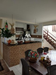 Casa de Condomínio Para Vender com 6 quartos sendo 6 suítes no bairro Região de Gervásio em Valença