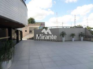 Cobertura Para Vender com 5 quartos sendo 4 suítes no bairro Kalilândia em Feira De Santana