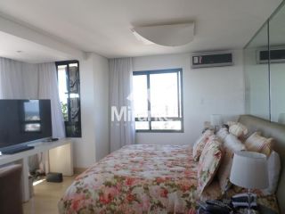 Cobertura Para Vender com 5 quartos sendo 4 suítes no bairro Kalilândia em Feira De Santana