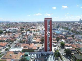 Cobertura Para Vender com 5 quartos sendo 4 suítes no bairro Kalilândia em Feira De Santana