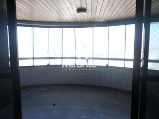 Apartamento Para Vender com 4 quartos sendo 3 suítes no bairro Kalilândia em Feira De Santana